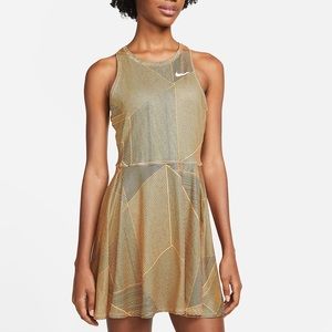 Nike court advantage printed dress xs